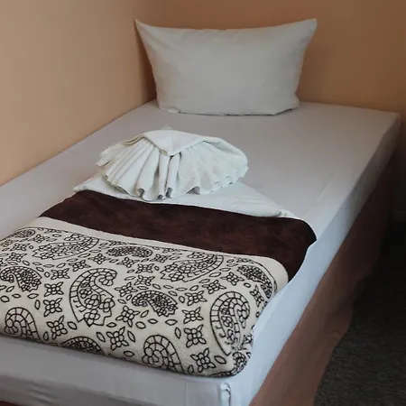 Otel Potsdamer Hof Am Potsdamer Platz 3*