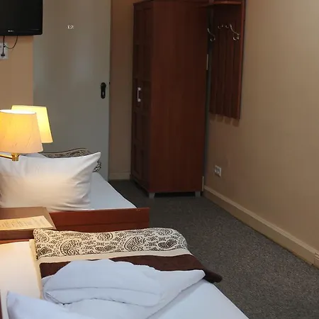 Otel Potsdamer Hof Am Potsdamer Platz
