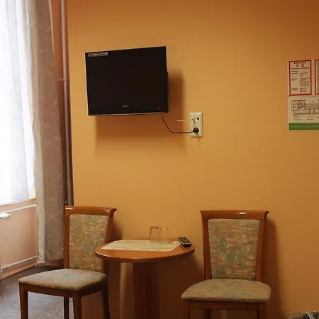 Otel Potsdamer Hof Am Potsdamer Platz 3*